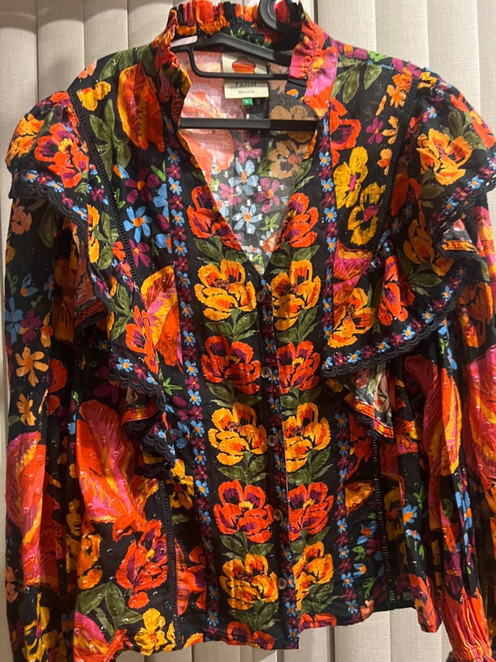 FARM Rio NWOT Black Floral Ruffle Swiss Dot Cotton Blouse Large - Picture 7 of 8